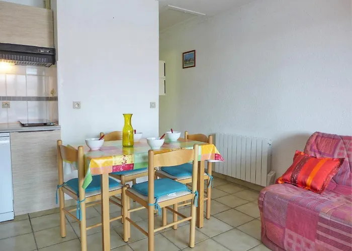 Zirlinga-6 By Interhome *